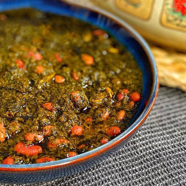 مواد لازم و آموزش خورش قورمه سبزی با قارچ برای 2 یا 4 یا 6 نفر | تناسب ساده