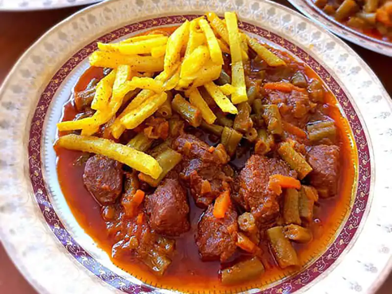 مواد لازم و آموزش خورش لوبیا سبز برای 2 یا 4 یا 6 نفر | تناسب ساده