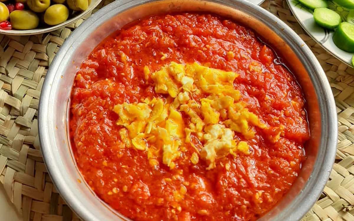 مواد لازم و آموزش خورش گوجه فرنگی برای 2 یا 4 یا 6 نفر | تناسب ساده