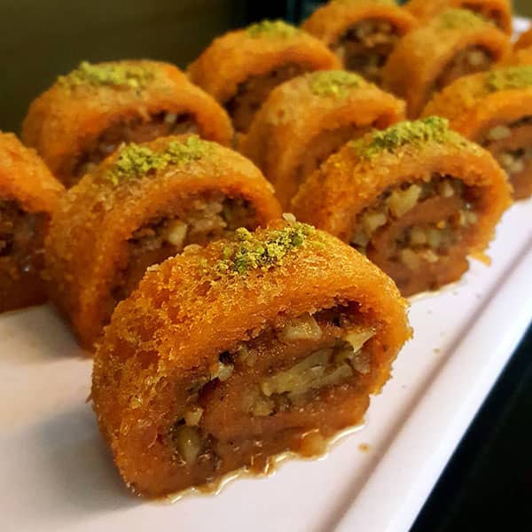 مواد لازم و آموزش رولت خاگینه هویج خانگی (مرحله به مرحله)