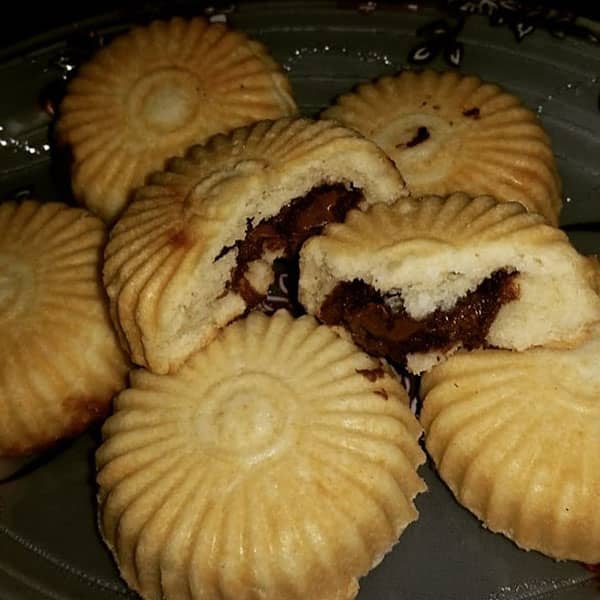 مواد لازم و آموزش شیرینی معمول خانگی (مرحله به مرحله)