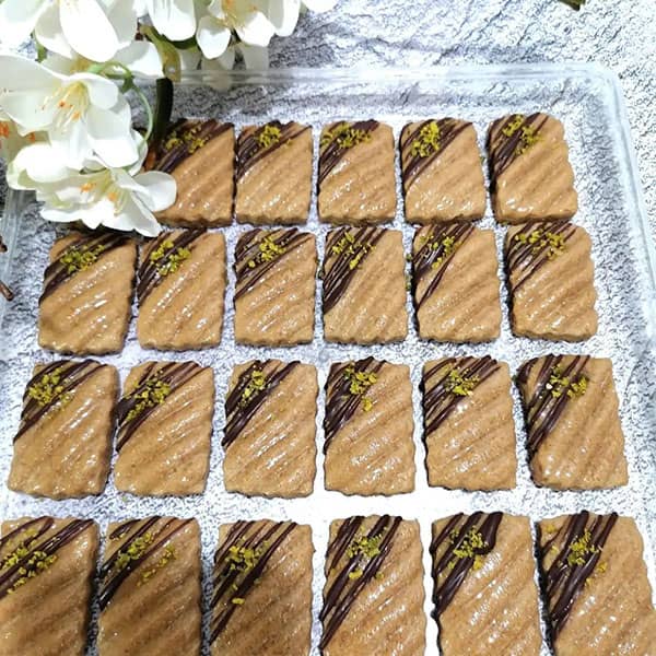 مواد لازم و آموزش شیرینی گندمک خانگی (مرحله به مرحله)