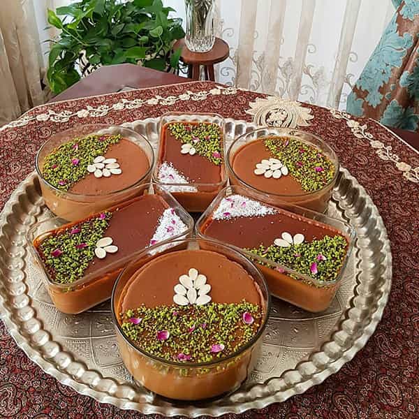 مواد لازم و آموزش فرنی با شیره خرما برای 2 یا 4 یا 6 نفر | تناسب ساده