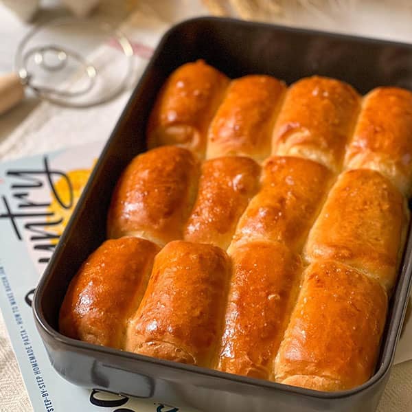 مواد لازم و آموزش نان دینر رول خانگی (مرحله به مرحله)