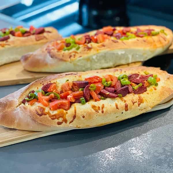 مواد لازم و آموزش نان سوئیسی صبحانه خانگی (مرحله به مرحله)