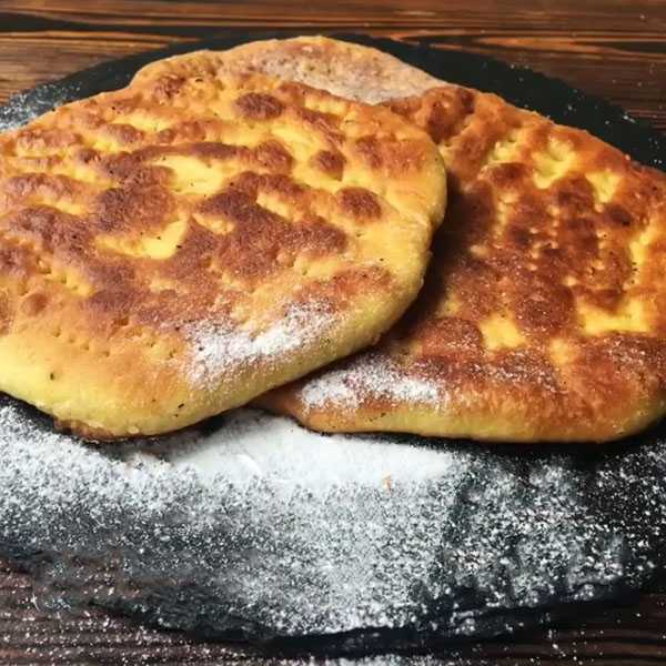 مواد لازم و آموزش نان گولاچ خانگی (مرحله به مرحله)