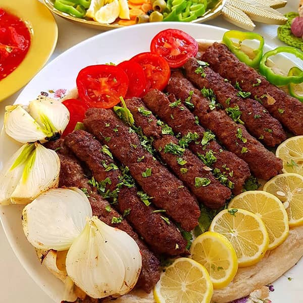 مواد لازم و آموزش کباب کوبیده ترکیه ای برای 2 یا 4 یا 6 نفر | تناسب ساده