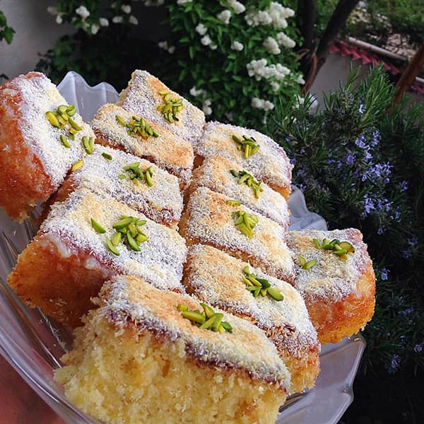 مواد لازم و آموزش کیک شنی خانگی (مرحله به مرحله)