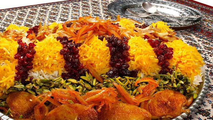 مراحل تهیه شیرین پلو