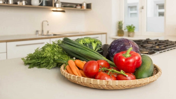 ۱۴ روش کاربردی تازه نگه داشتن میوه و سبزی در تابستان
