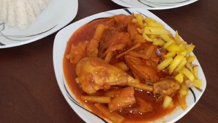 ۳ روش رسپی خورش کنگر با مرغ