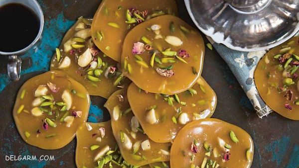 ۵ روش متفاوت و خوشمزه برای تهیه سوهان گردویی + عکس