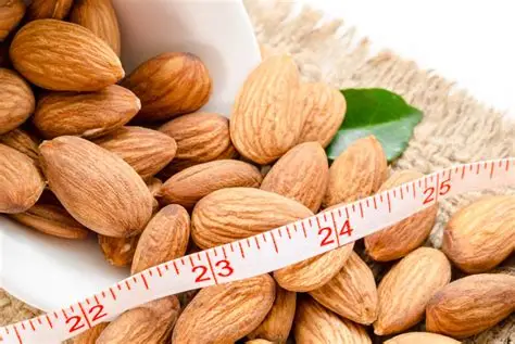 خواص بادام برای لاغری، کمک به کاهش چربی شکمی!