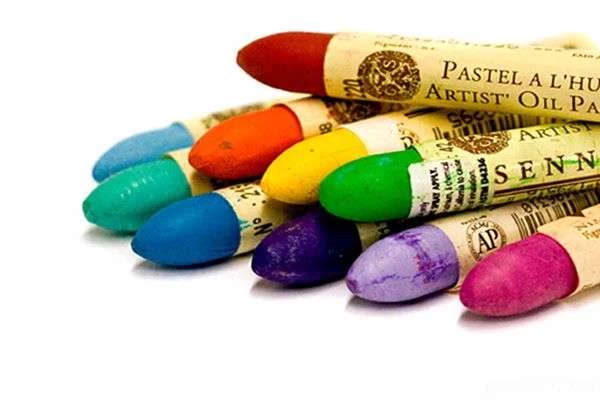 نحوه پاک کردن مداد شمعی از روی مبلمان چوبی (2 ترفند عالی)