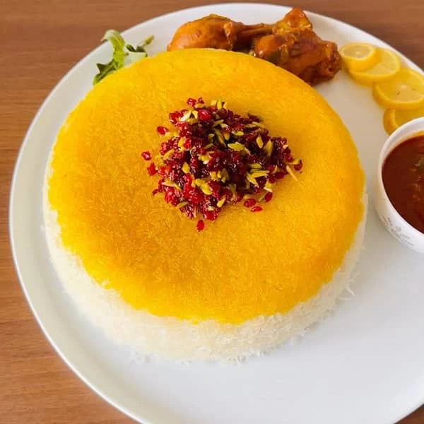 ترفندهایی برای پخت برنج با ته دیگ زعفرانی (2 نکته مهم) ترفندهایی برای پخت برنج با ته دیگ زعفرانی (2 نکته مهم)