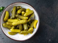 5 ترفند ساده برای کاهش شوری خیارشور