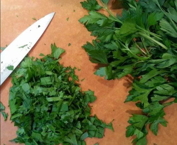 سبزی خورش کرفس شامل چه سبزی هایی میشود ؟