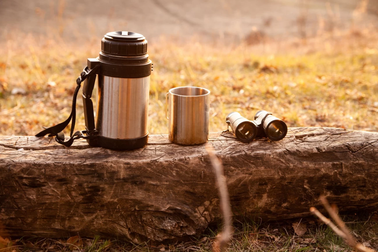 بررسی علت سیاه شدن چای در فلاسک