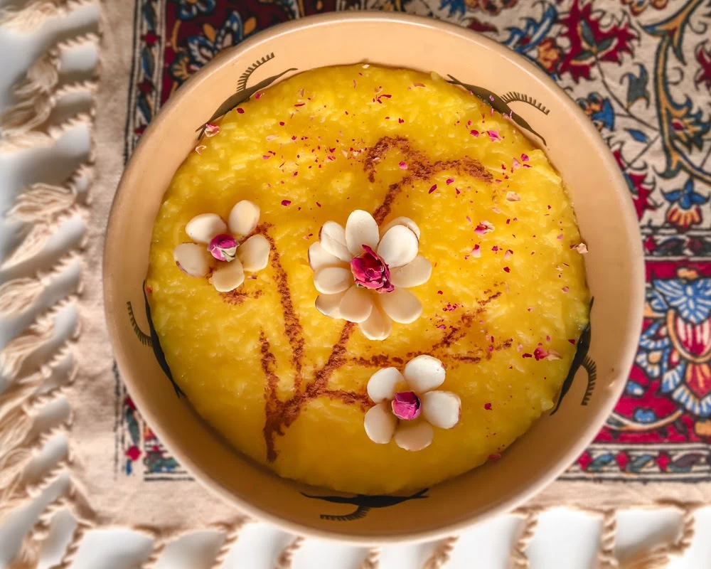 بهترین راه حل برای جلوگیری از آب انداختن شله زرد (2 نکته مهم)