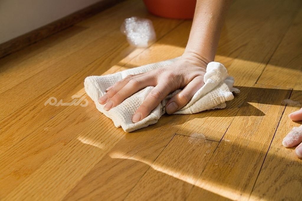 از بین بردن لکه آب