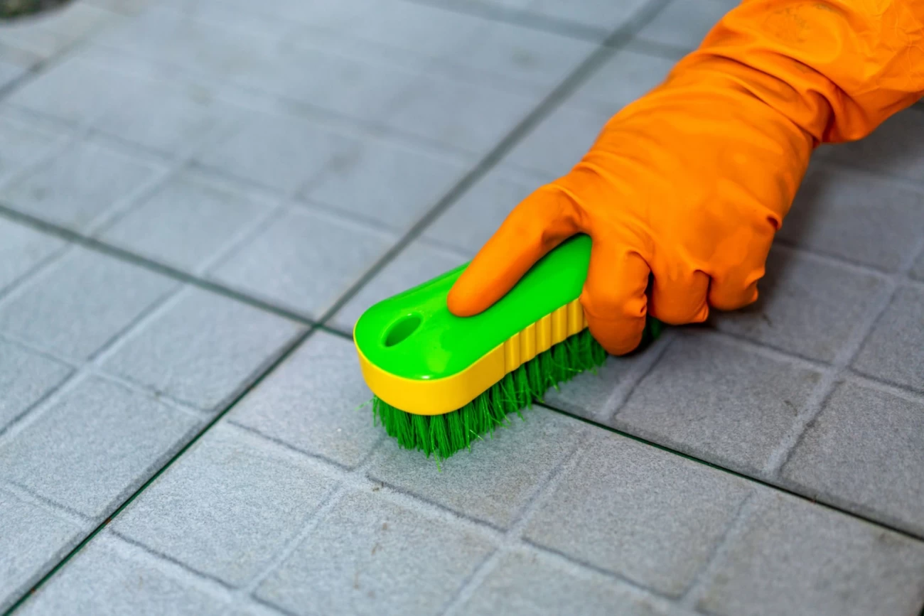 چگونه بندکشی ‌های رنگی کاشی و سرامیک را تمیز نگه داریم؟