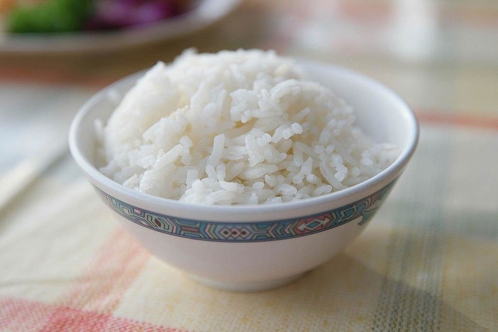 از بین بردن بوی بد برنج پخته شده با این روش های فوق العاده (2 نکته مهم) از بین بردن بوی بد برنج پخته شده با این روش های فوق العاده (2 نکته مهم)