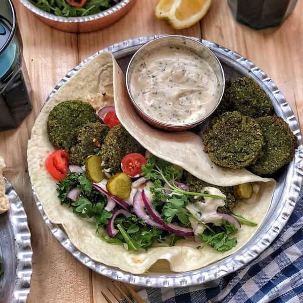 مواد لازم و آموزش فلافل اسفناج برای 2 یا 4 یا 6 نفر | تناسب ساده