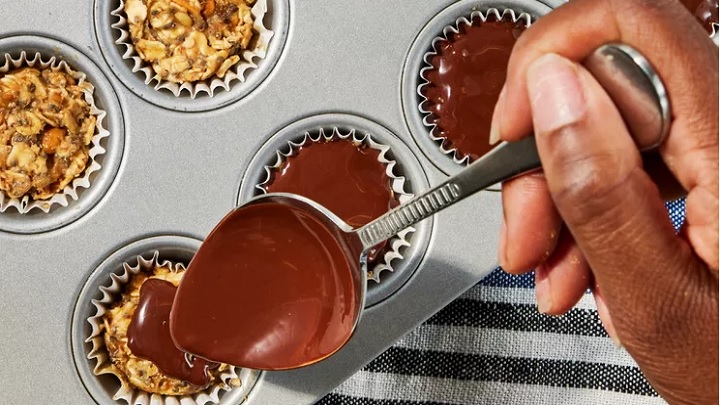 نکات و فوت‌وفن های رسپی فنجان‌های انرژی کره بادام زمینی و جو دوسر
