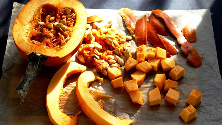 مراحل تهیه ماش پلو با کدو حلوایی