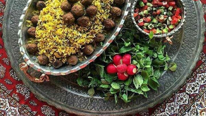 رسپی پیاز پلو اردبیلی با گوشت چرخ‌کرده