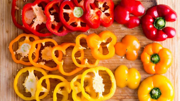 اگر پیاز نداشتیم چه کنیم؟ (جایگزین‌های پیاز در آشپزی)