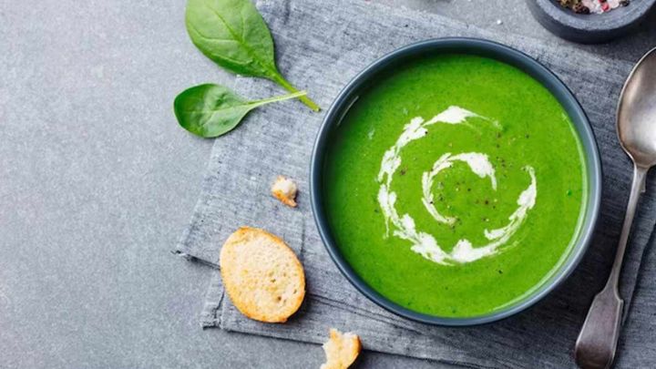 طرز تهیه آش خوشمزه خانگی با اسفناج