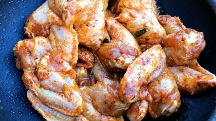 مراحل تهیه مواد مرینیت با سویا و عسل
