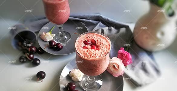رسپی اسموتی گیلاس خوشمزه و خنک به همراه موز