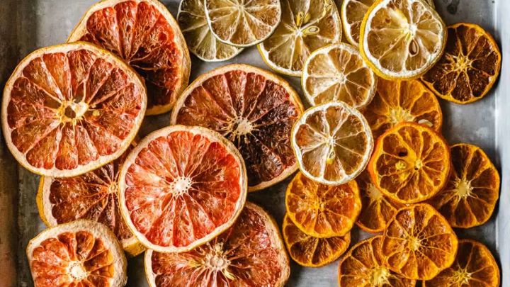 مراحل تهیه لیمو خشک ورقه‌ای در دستگاه خشک کن