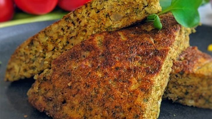 کوکو گردو؛ یک شام ساده و شیک برای شب‌های شلوغ