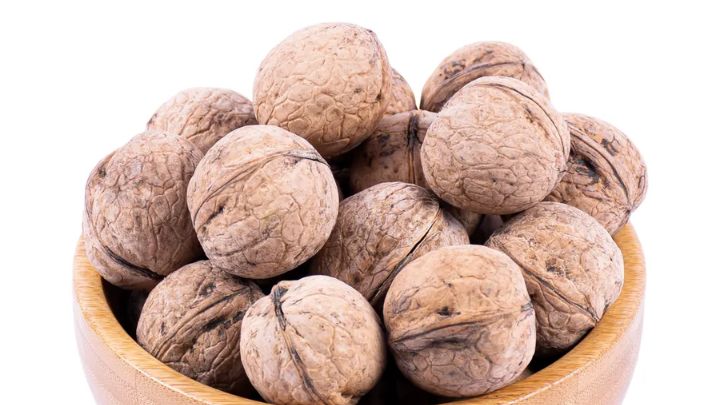 خطرات احتمالی مصرف حریره گردو برای نوزاد که باید بدانید!