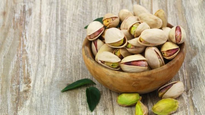 برای بالاتر رفتن مدت ماندگاری پسته تازه را می‌توان در شیشه نوشابه نگهداری کرد؟