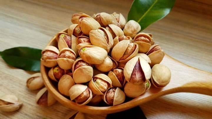 یک نکته بسیار مهم برای خندان کردن پسته تازه