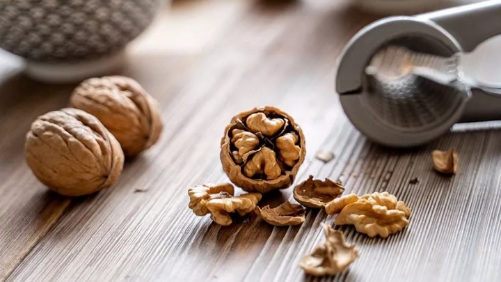 نقش آنتی اکسیدان‌های گردو در حفظ سلامت کودکان