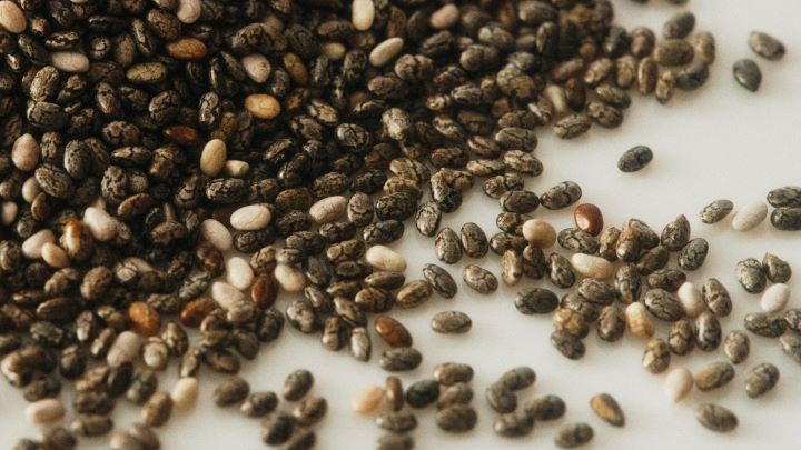 کاهش چربی خون با دانه چیا