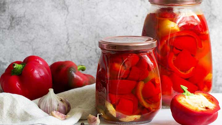 نکات مهم در تهیه ترشی فلفل دلمه‌ای