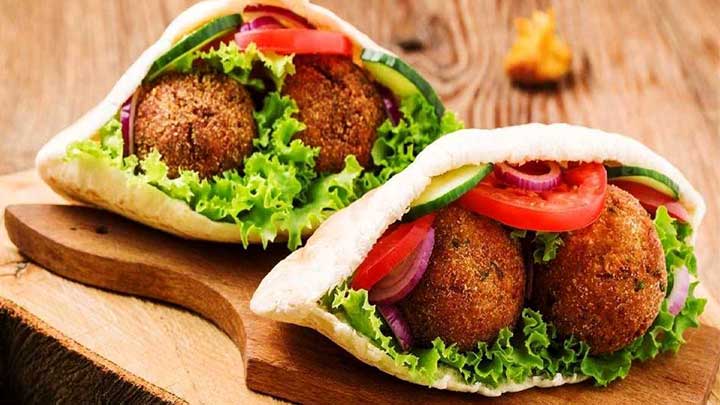 فلافل با گوشت چرخ کرده