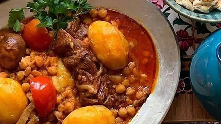 آبگوشت از غذاهای اصیل یزدی
