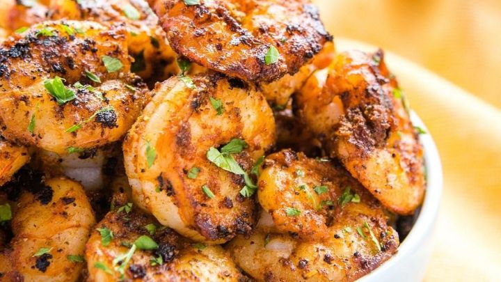 مراحل تهیه خوراک میگو