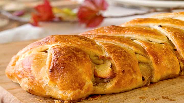 مراحل تهیه اشترودل مرغ و قارچ