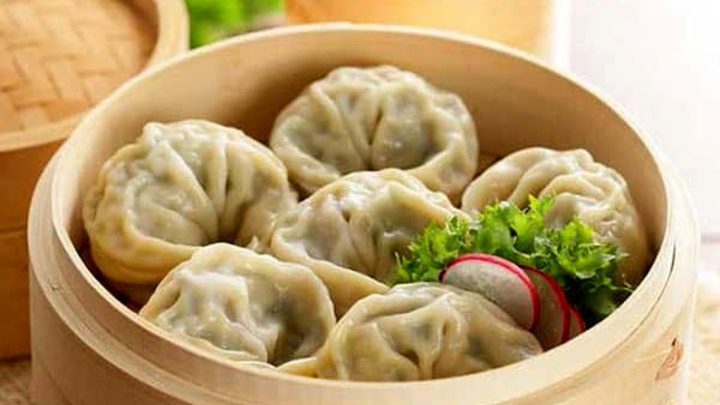 مراحل تهیه مندو با گوشت چرخ‌ کرده؛ مخصوص و خوشمزه