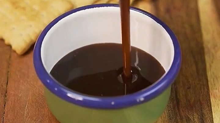 مراحل رسپی شیره توت