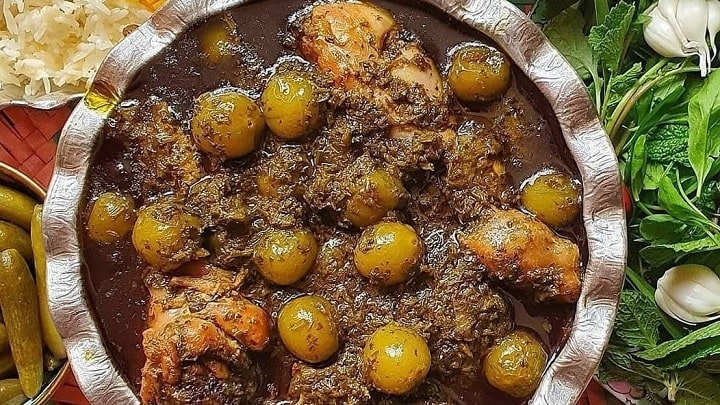 خورشت نعنا جعفری با گوجه سبز