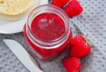 مربای رزبری: طعمی بهشتی و خواصی شگفت‌انگیز (مرحله به مرحله)